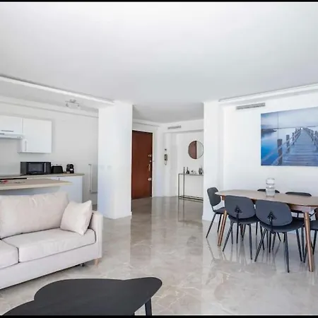 Centre Avec Parking Prive Gratuit Sur Place Cannes